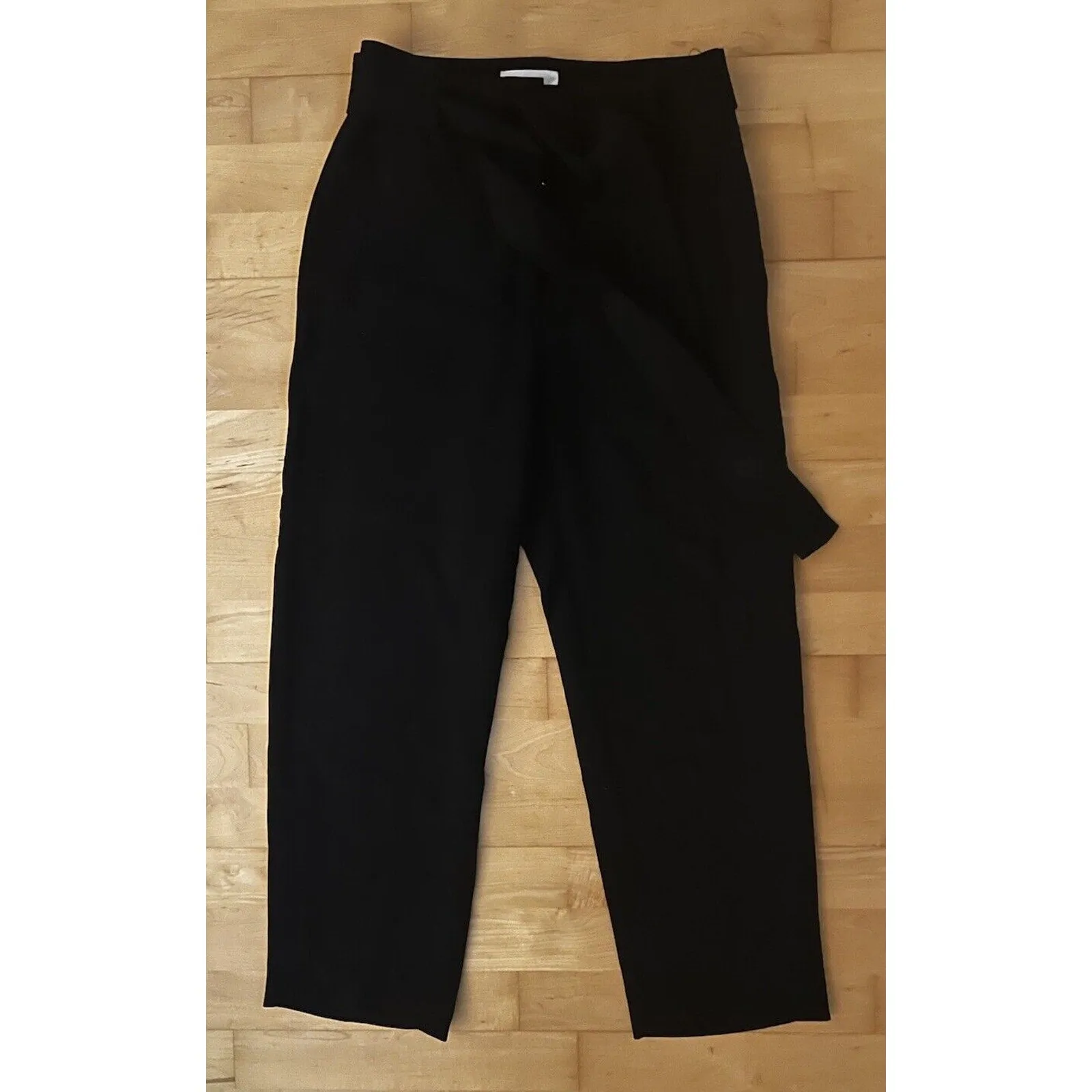 Aritzia Wilfred Women's Black Tie Front Ankle Pants – Size 4 High-Rise Crepe