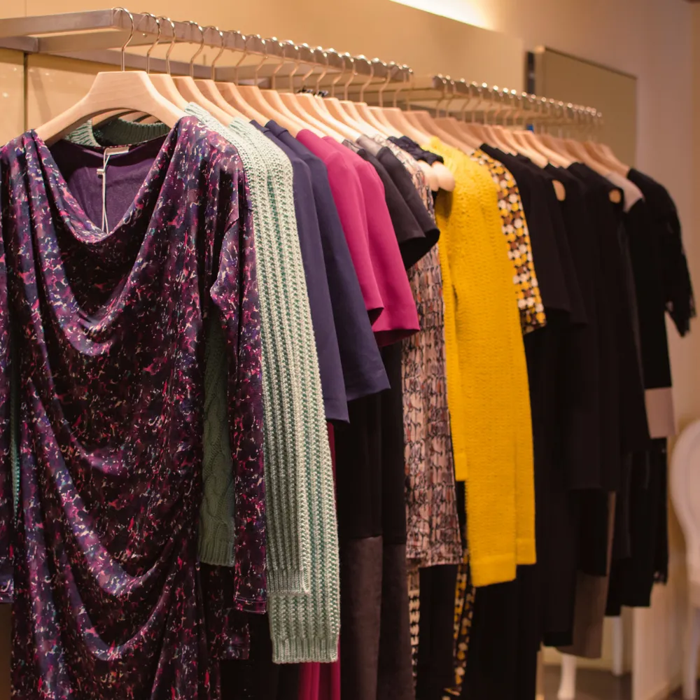 Assorted Spring/ Summer Clothing Samples – "One-Off Designs" Parcel of 150
