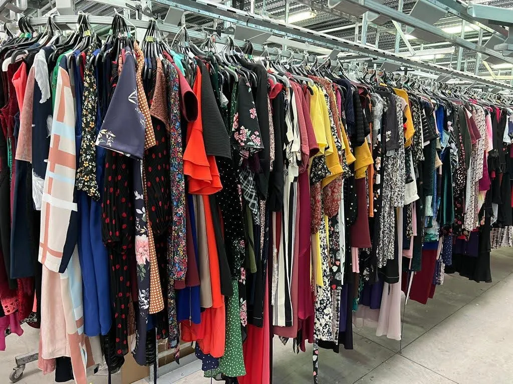 Assorted Spring/ Summer Clothing Samples – "One-Off Designs" Parcel of 150