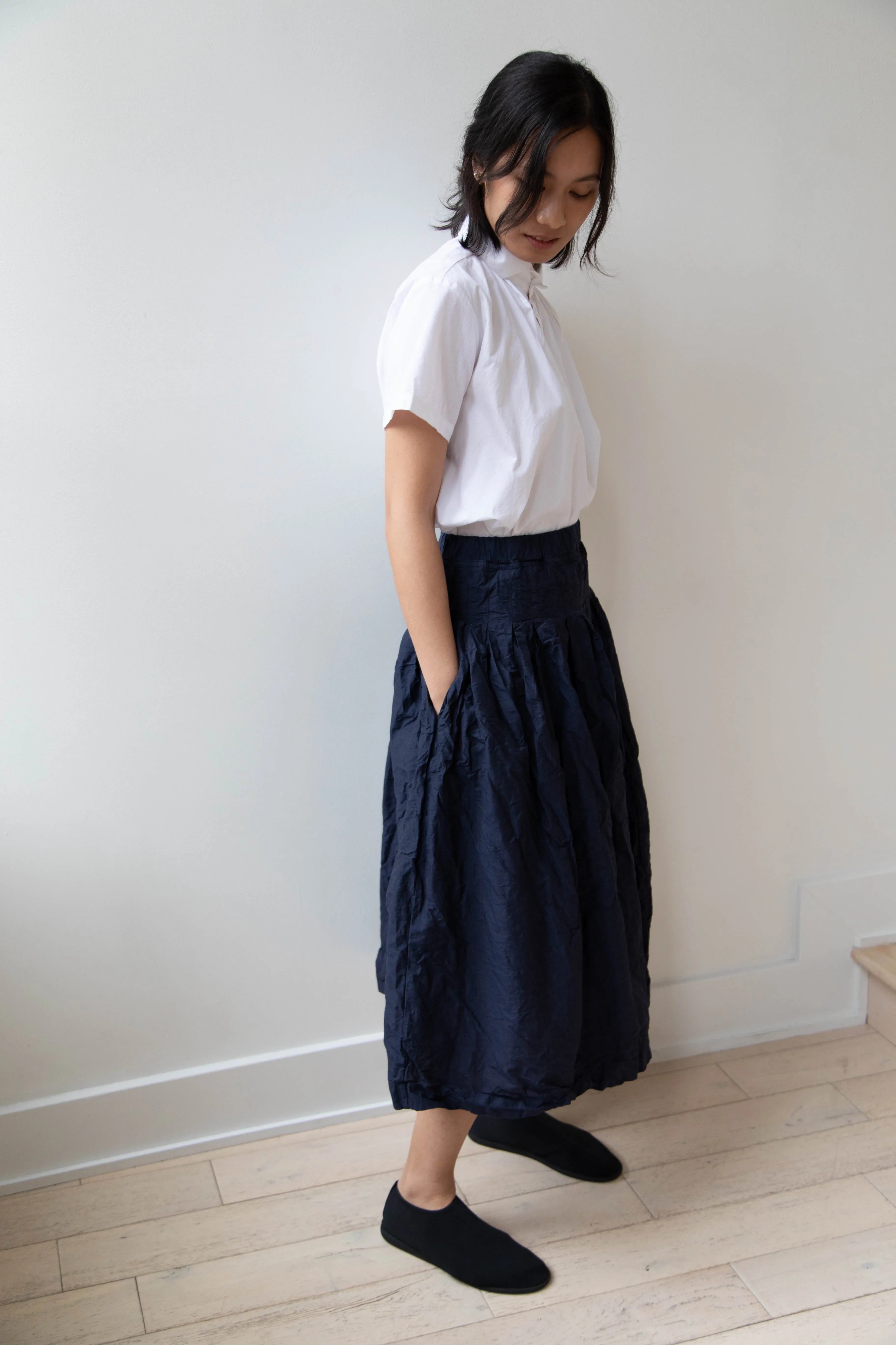 Bergfabel | Farmer Skirt in Navy Cotton Linen Crinkle