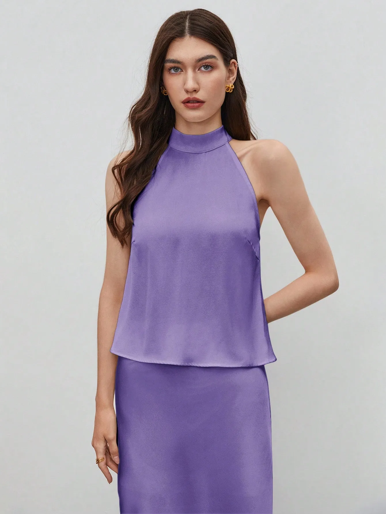 BIZwear Women's Solid Color Sleeveless Halter Shirt
