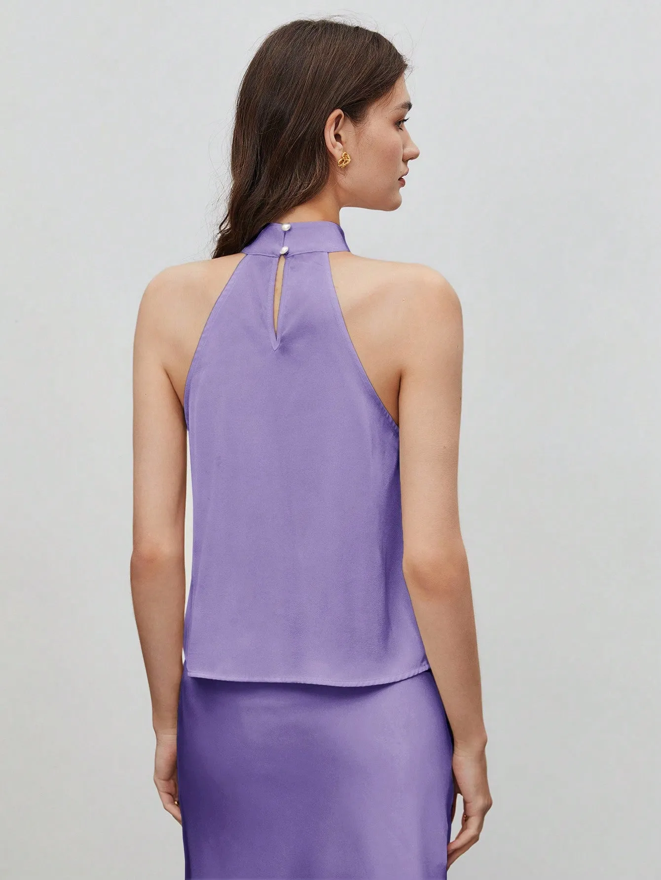 BIZwear Women's Solid Color Sleeveless Halter Shirt