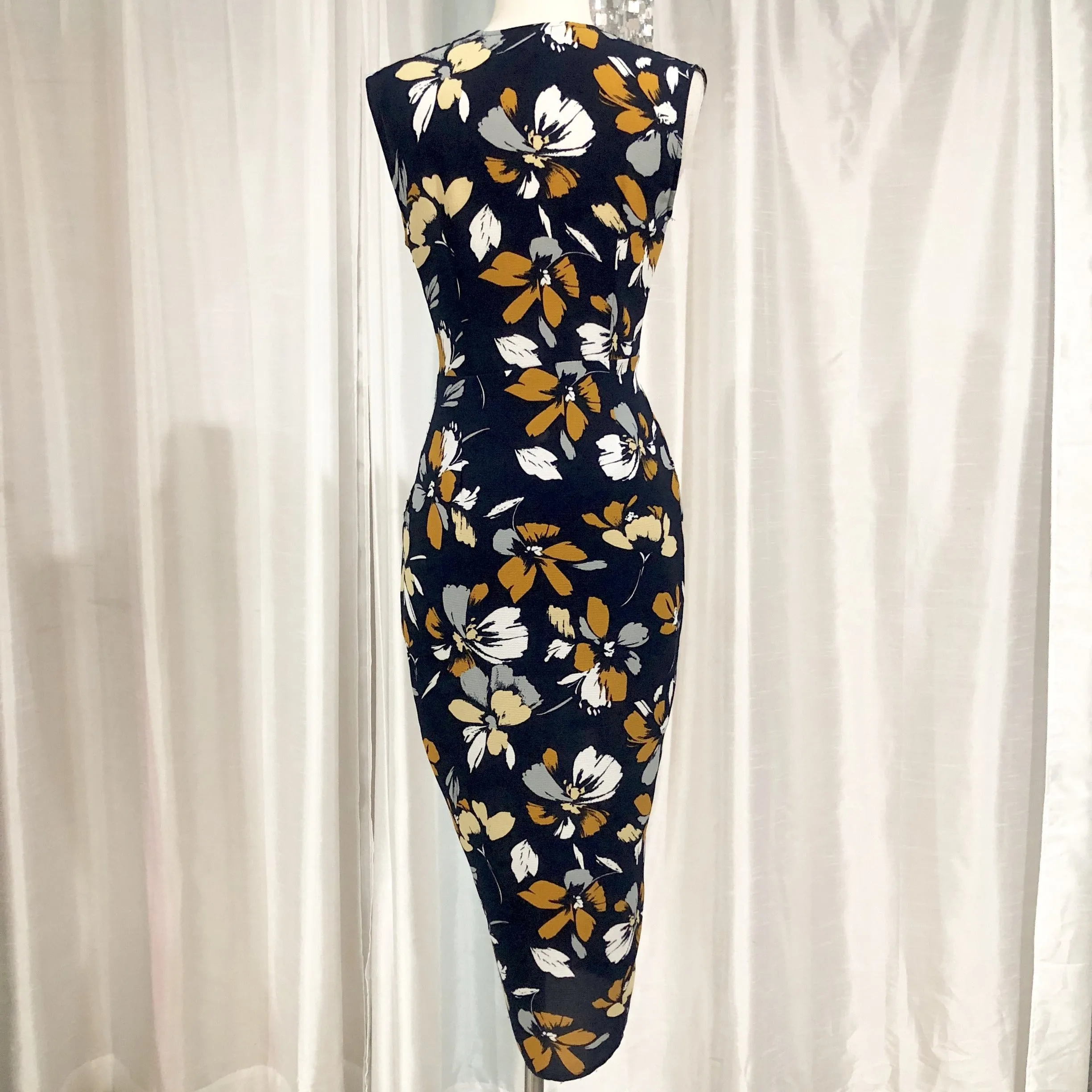 BOUTIQUE Navy & Floral Tea Length Faux Wrap Short Dress Size S