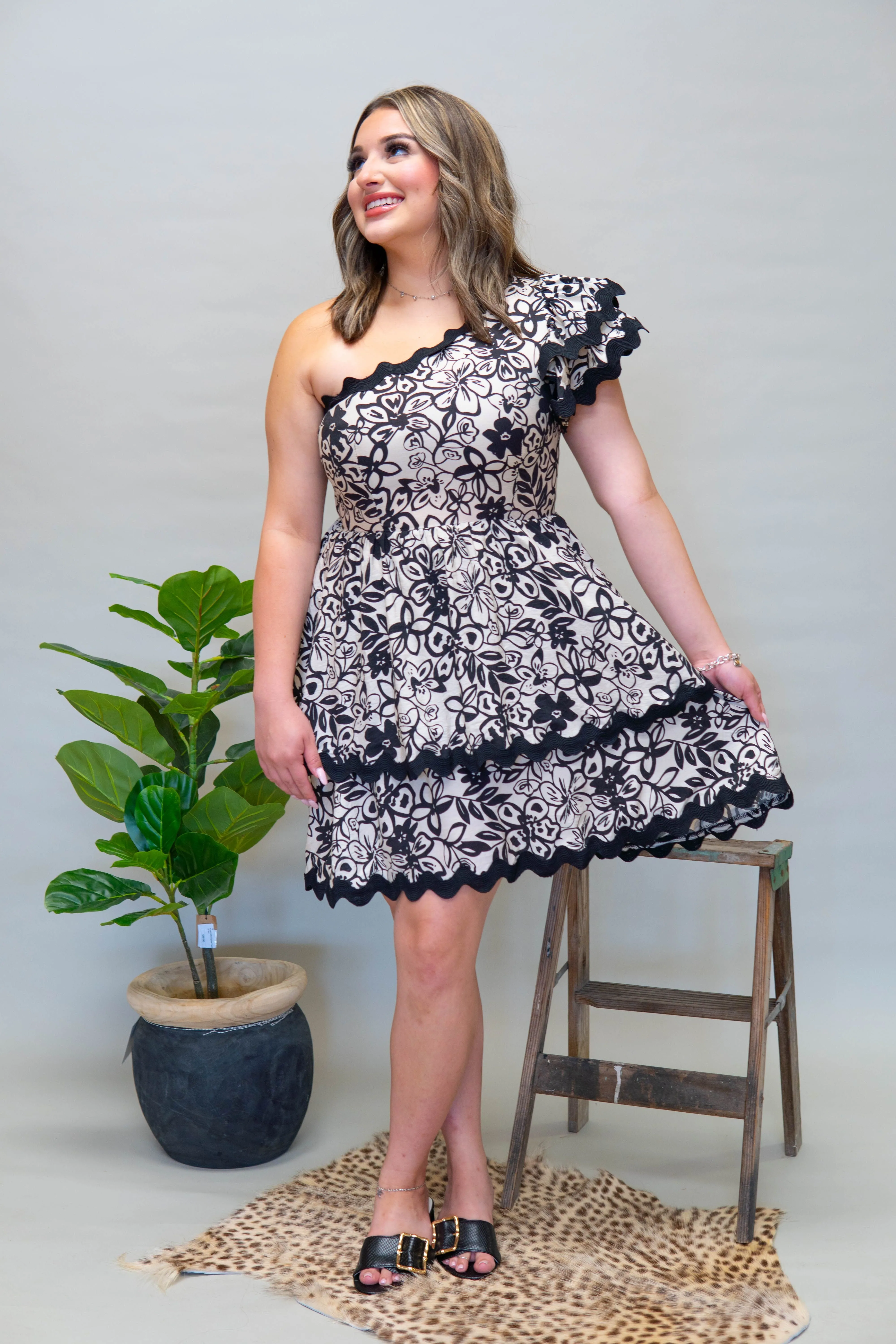 CD04945 Black One Shoulder Midi Dress
