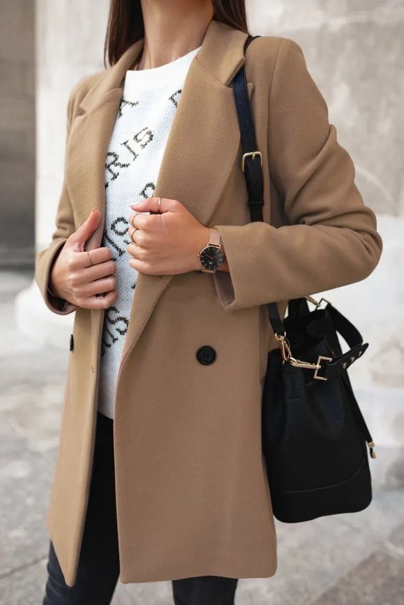 Chic Woolen Coat for Autumn with Classic Fit