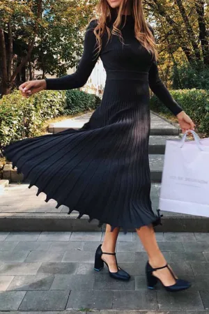 Chicindress Solid Color Loose Pleated Knitted Midi Dresses