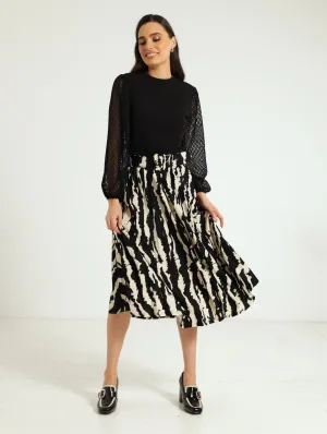 Covered Belt Pleated Midi Skirt - Black/White