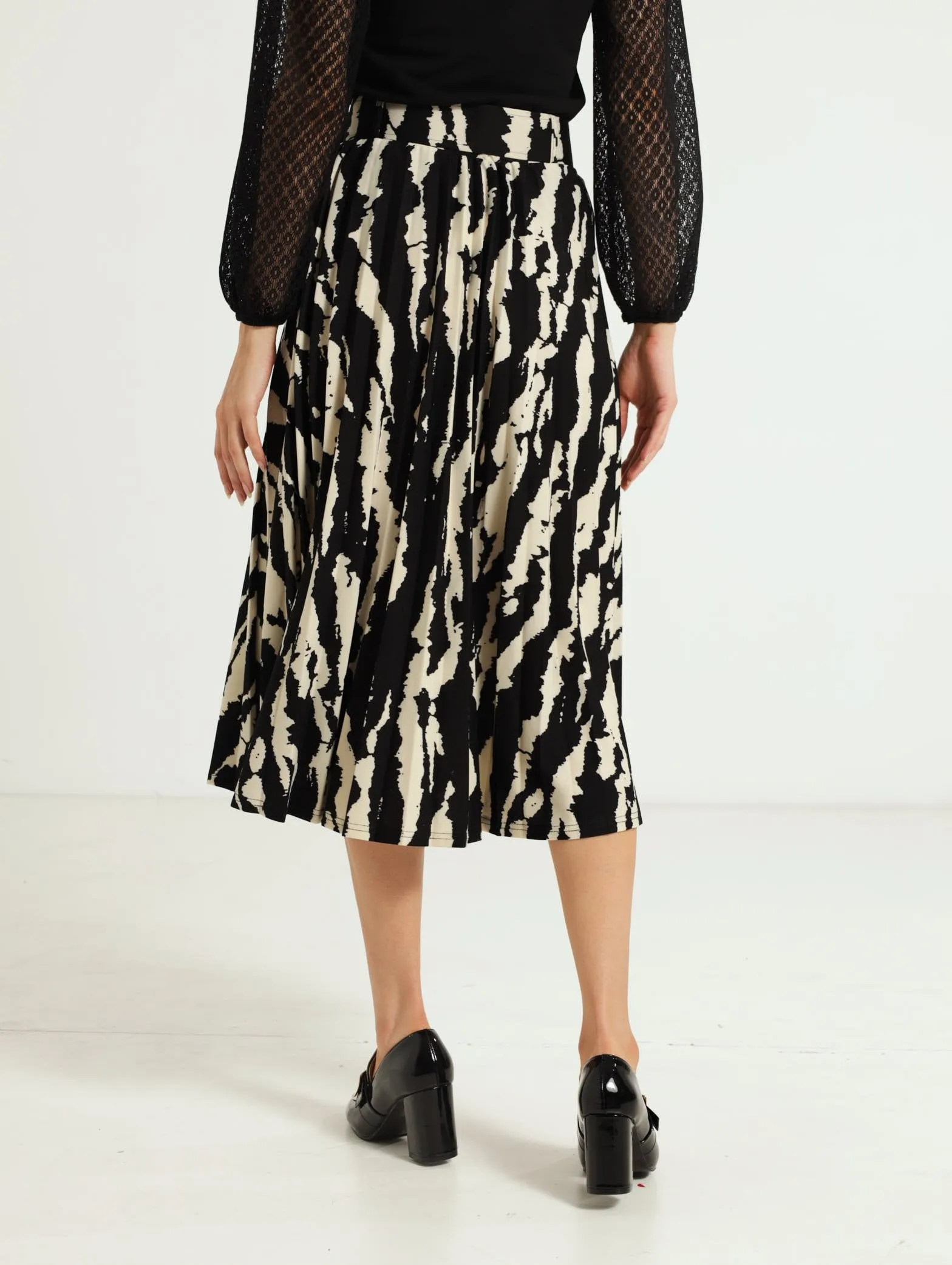 Covered Belt Pleated Midi Skirt - Black/White