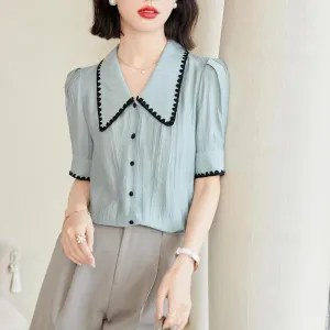 Elegant Chiffon Blouse with Crinkled Gauze and Spread Neckline