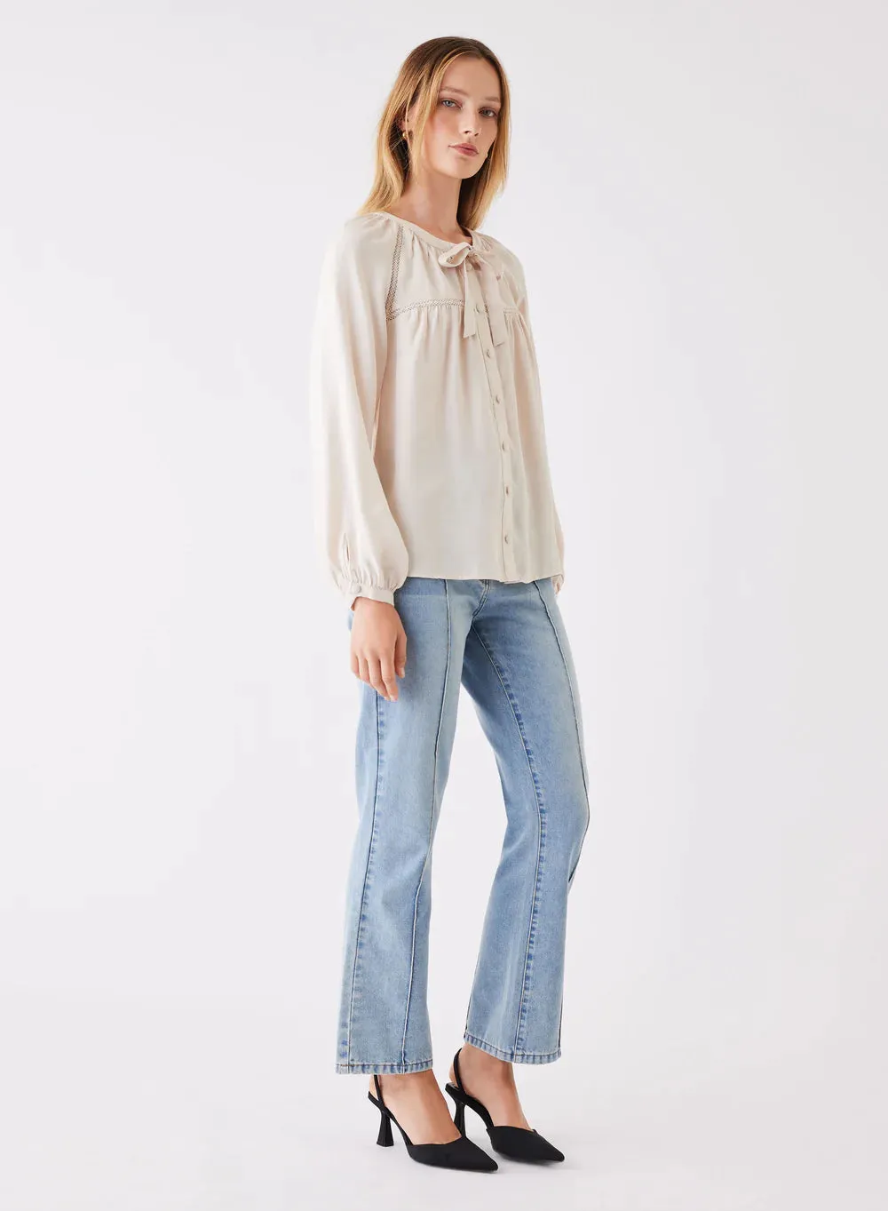 Esmaee Compass Blouse | Creme