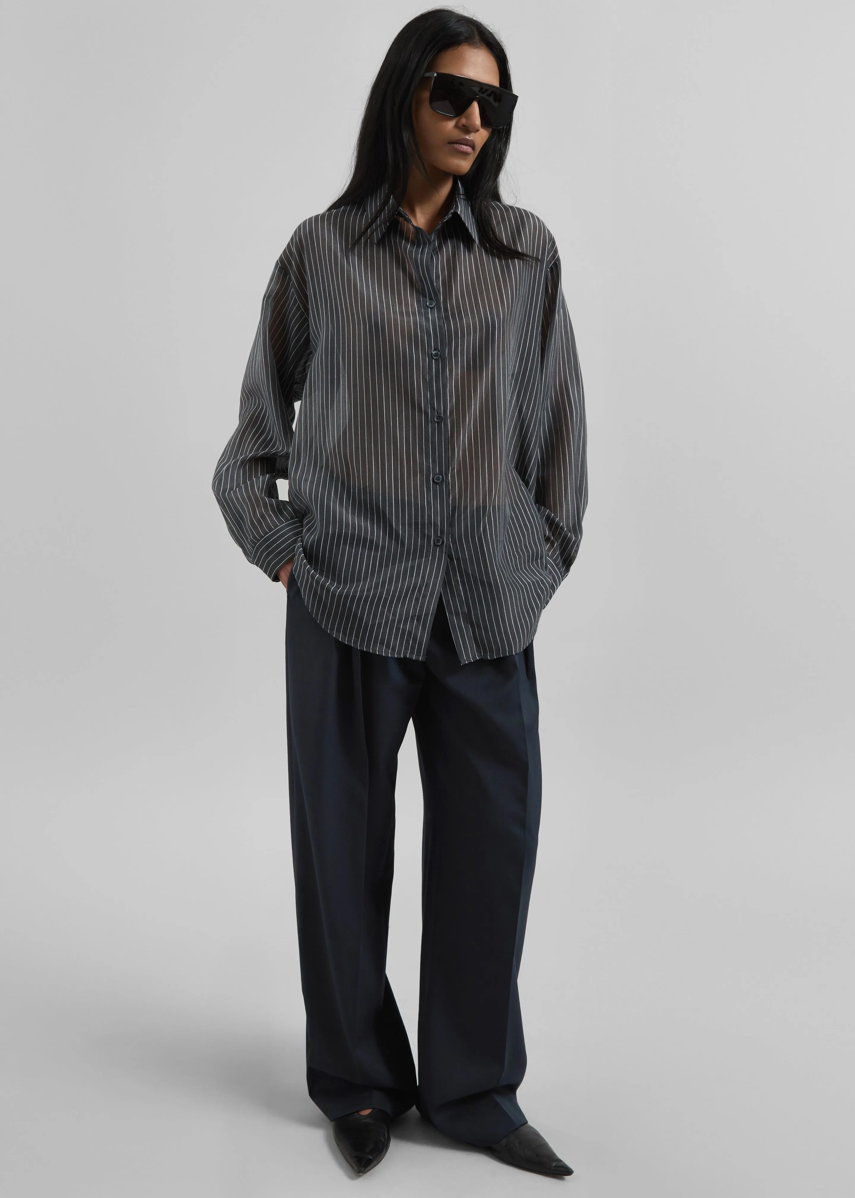 Kesin Open Back Shirt - Grey/White Stripe