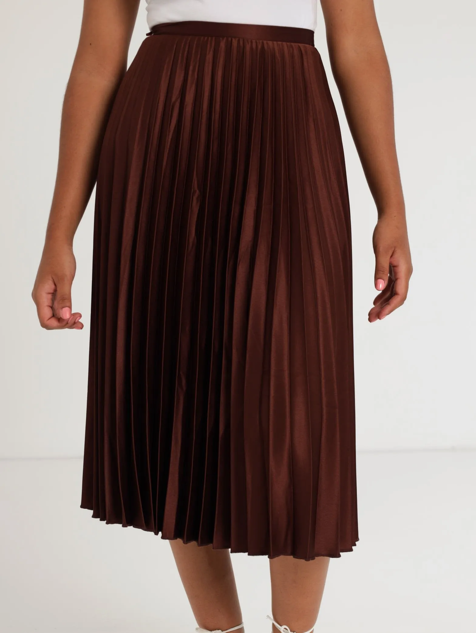 Ladies Pleated Midi Skirt - Brown