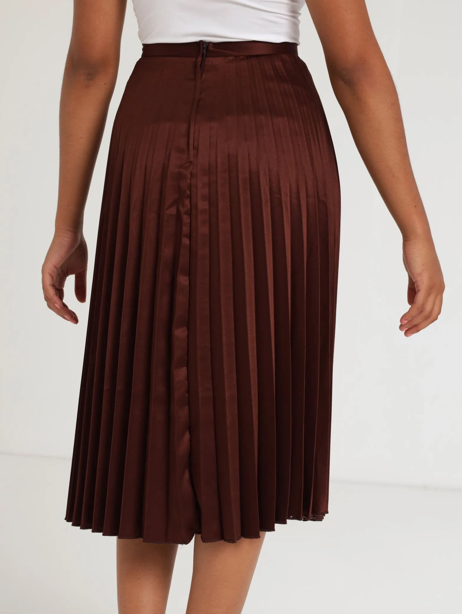 Ladies Pleated Midi Skirt - Brown