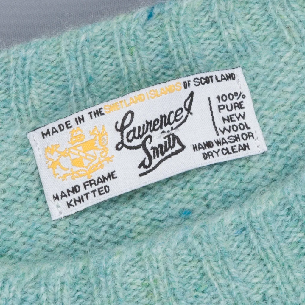 Laurence J. Smith Super Soft Seamless Crew Neck Pullover Fauna