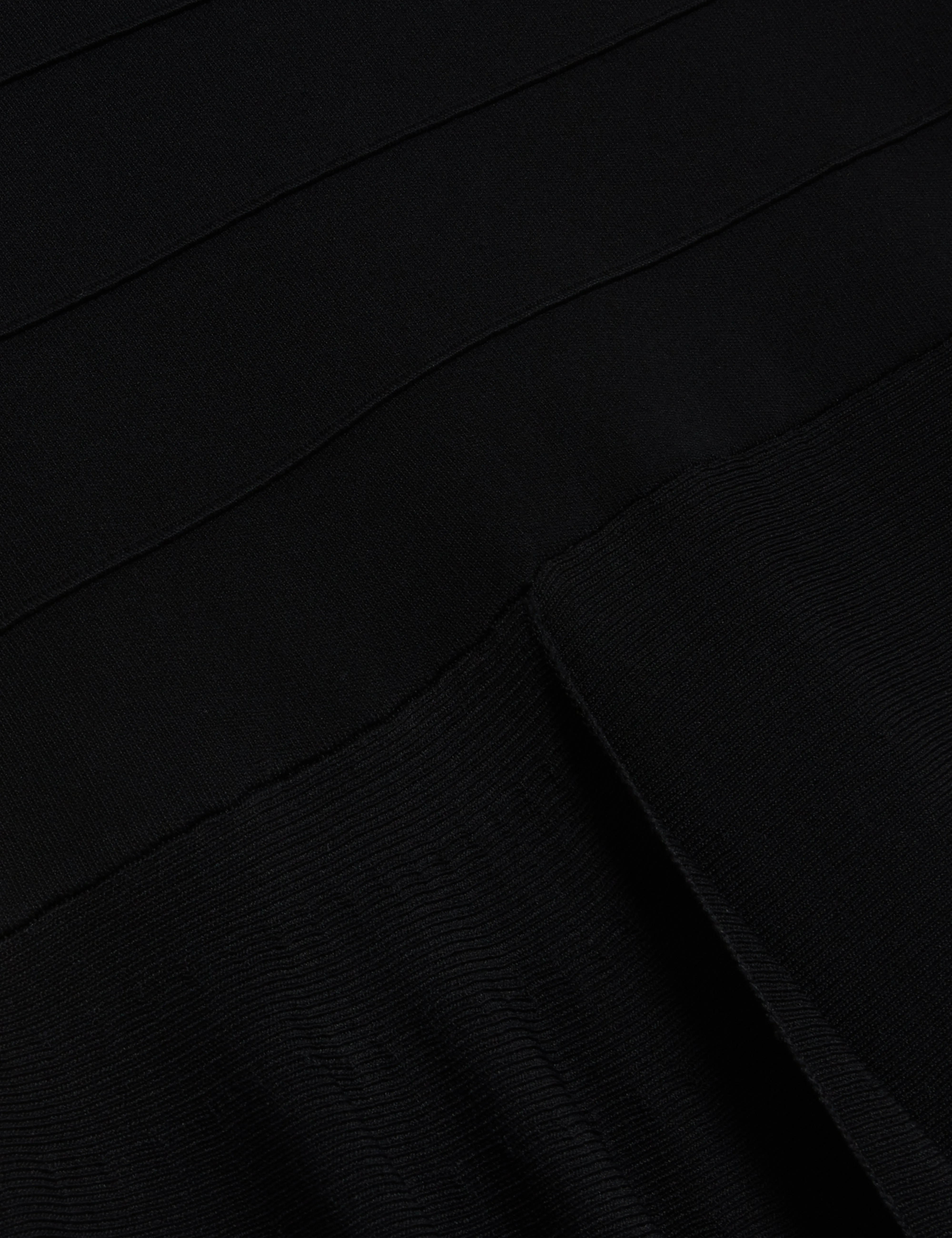 Laurrie Asymmetric Hem Knitted Skirt Black