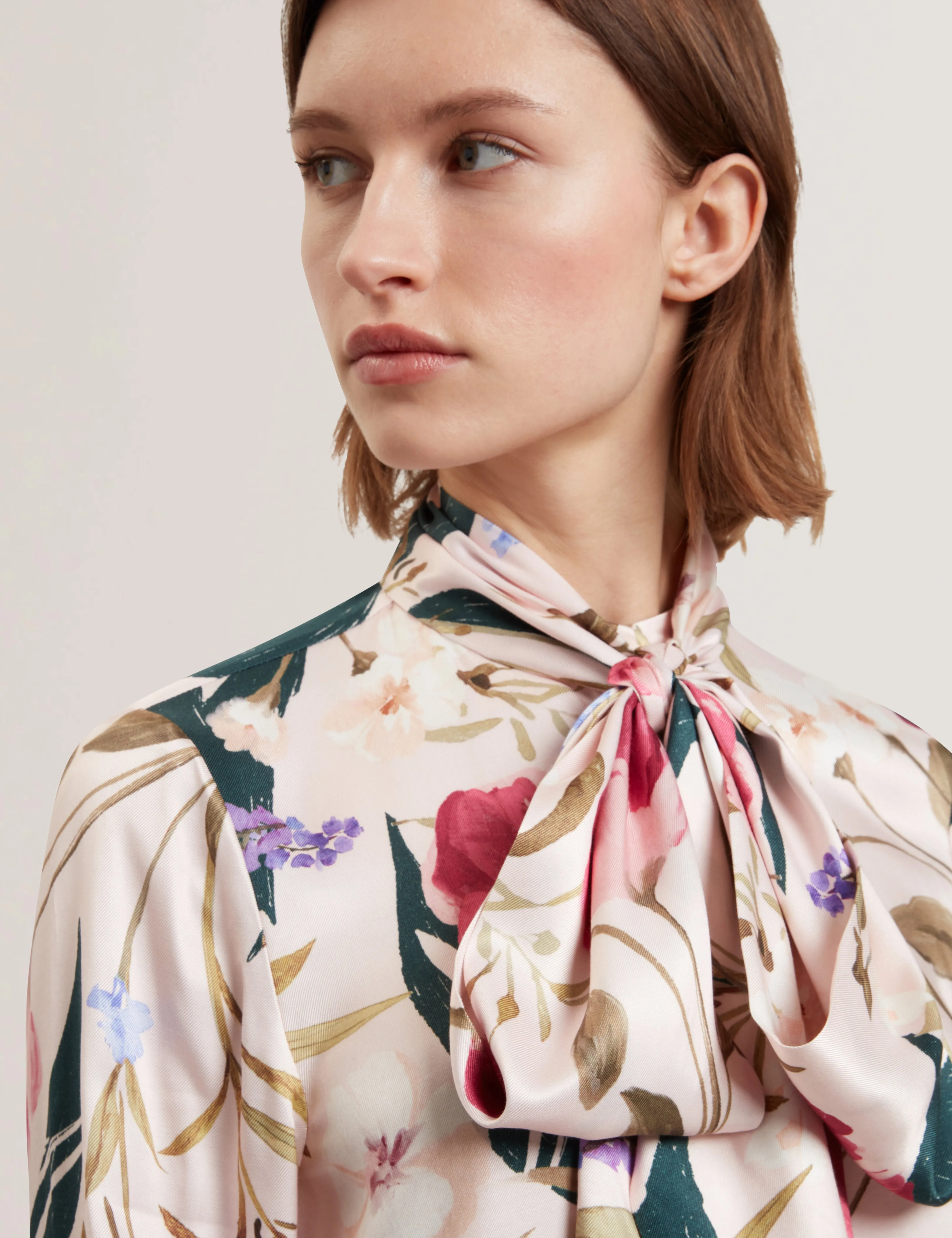 Leeyaa Floral Printed Tie Front Blouse Pl-Pink