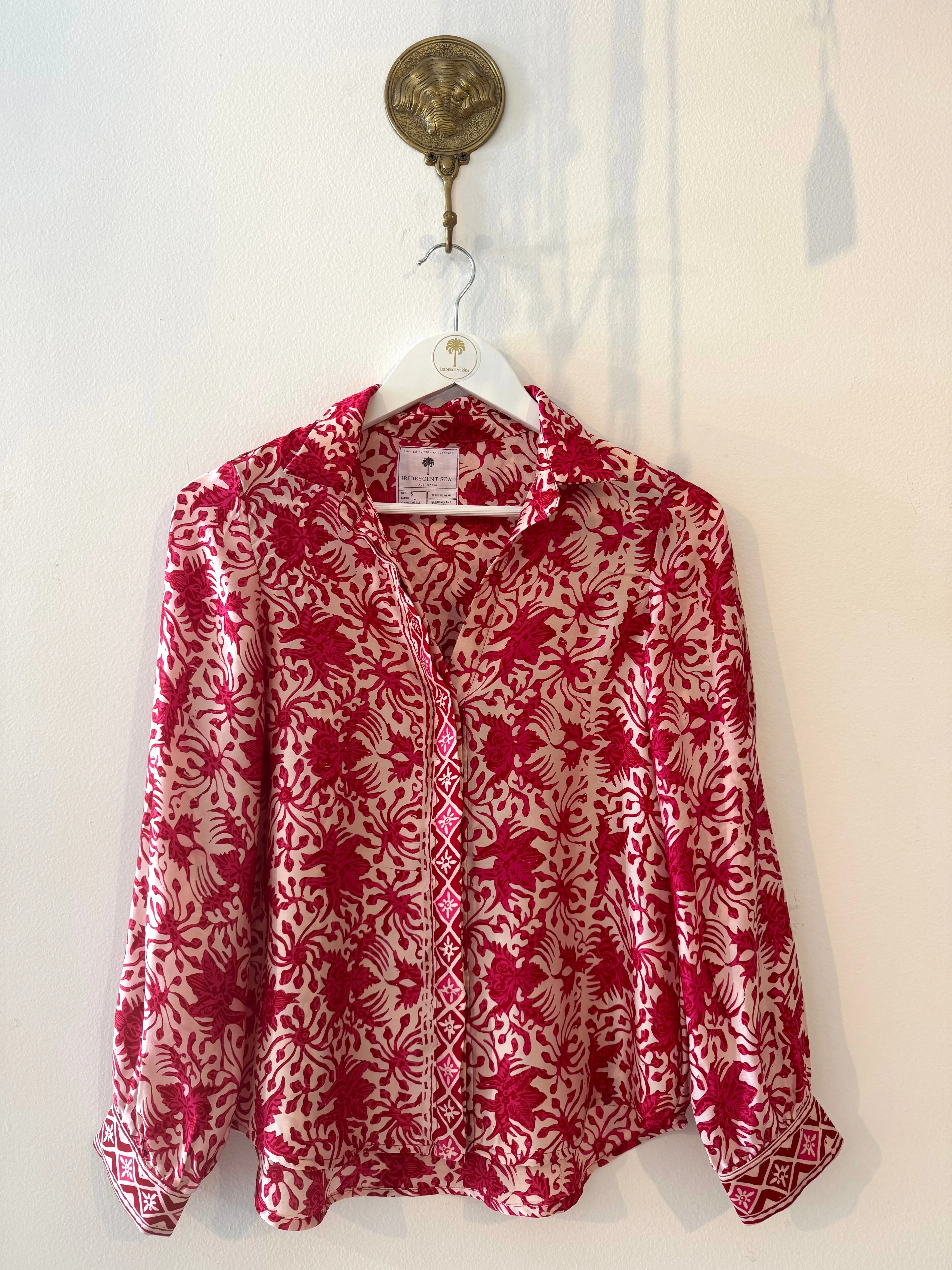 Marseille Silk Blouse in Hot Pink