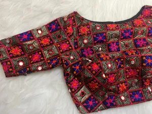MULTICOLOR EMBROIDERY BLOUSE - BLACK