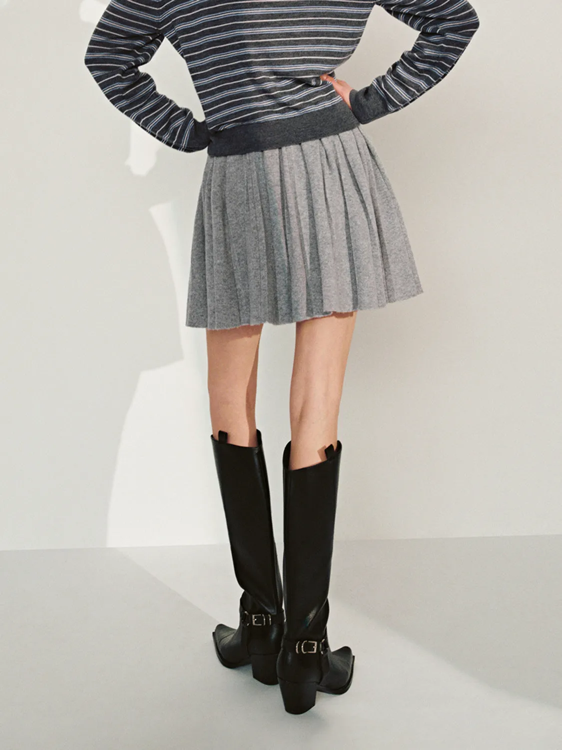 Pleated Knitted Skirts