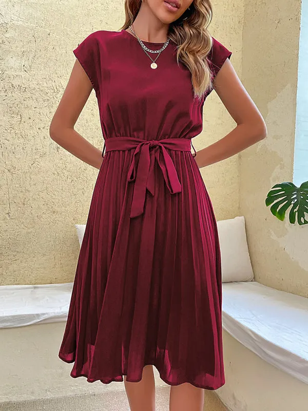 Pleated Midi Dress with Belted Waist and Round Neck