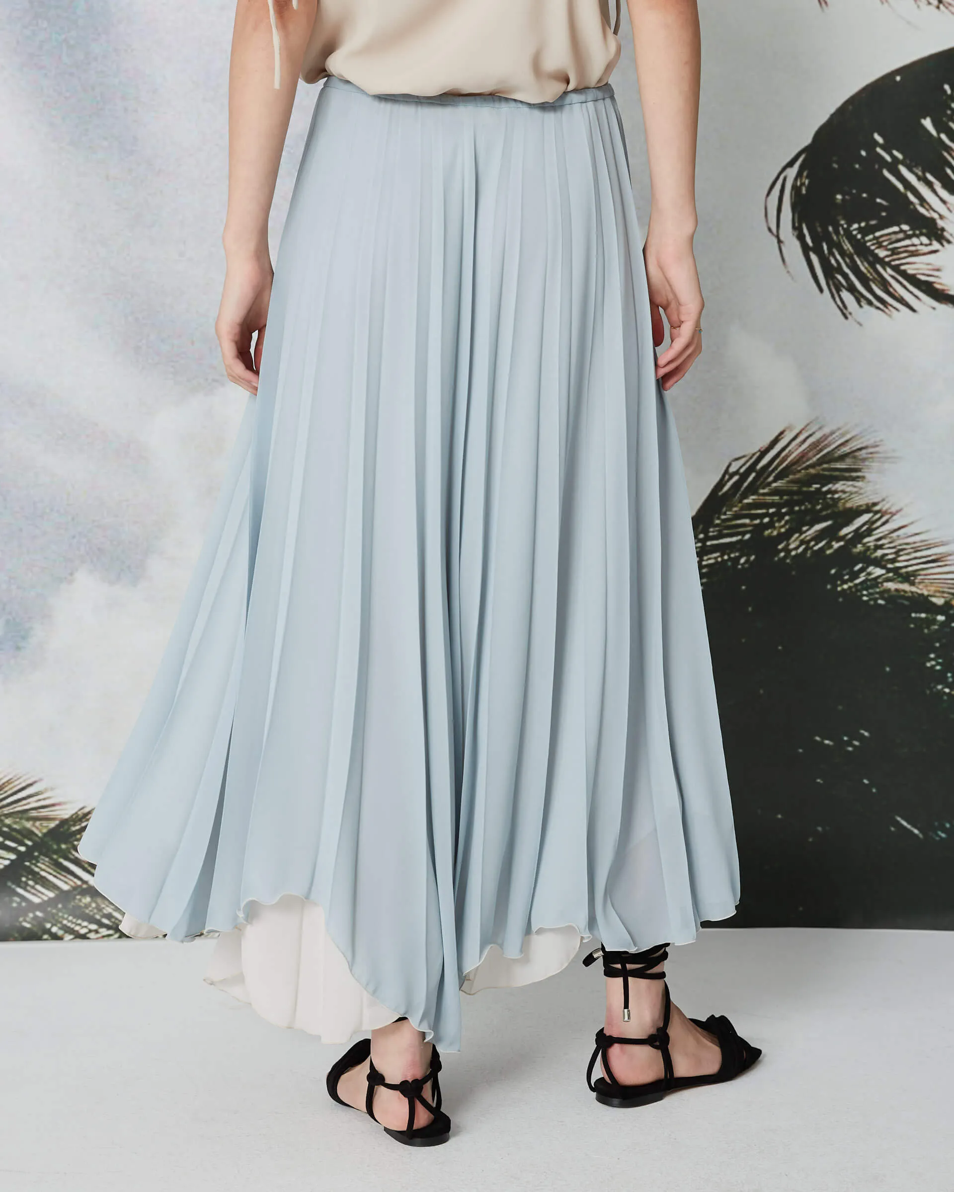 pleated midi skirt