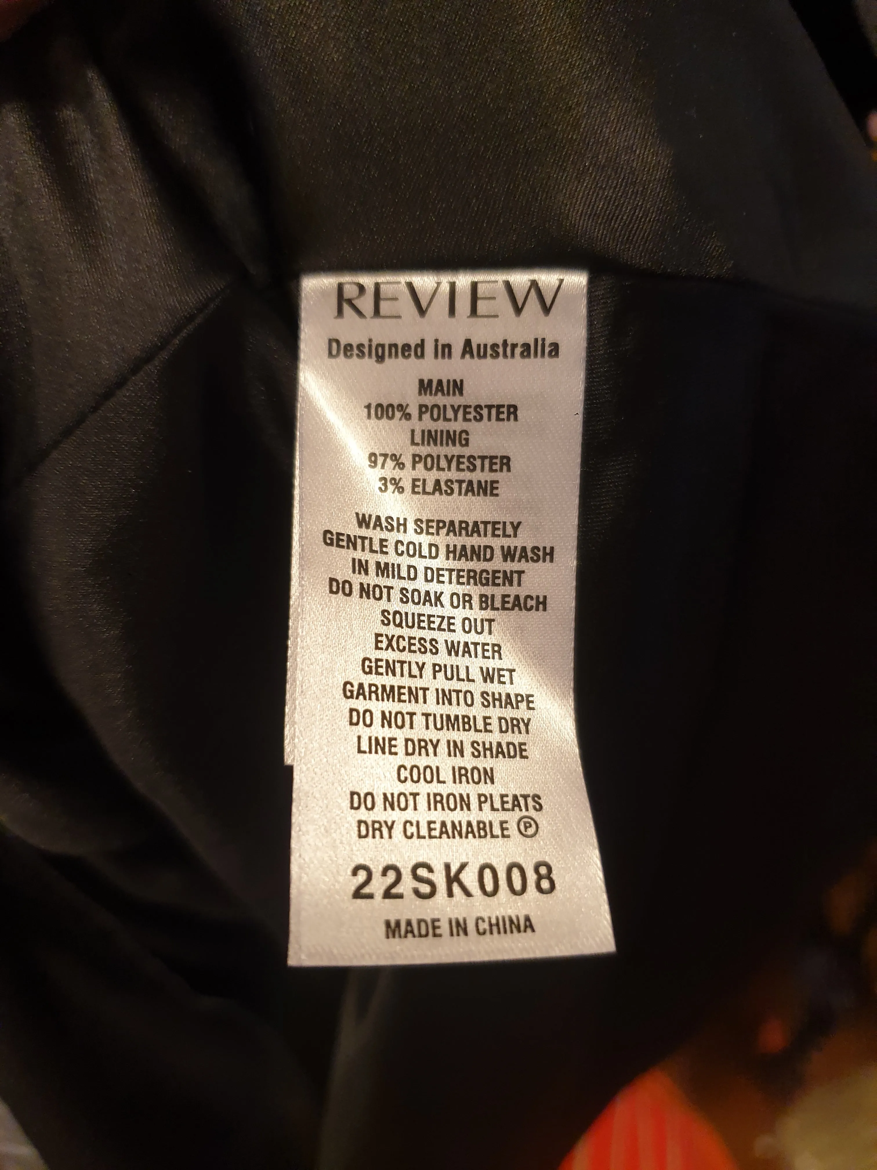 Review black confetti print skirt size 16