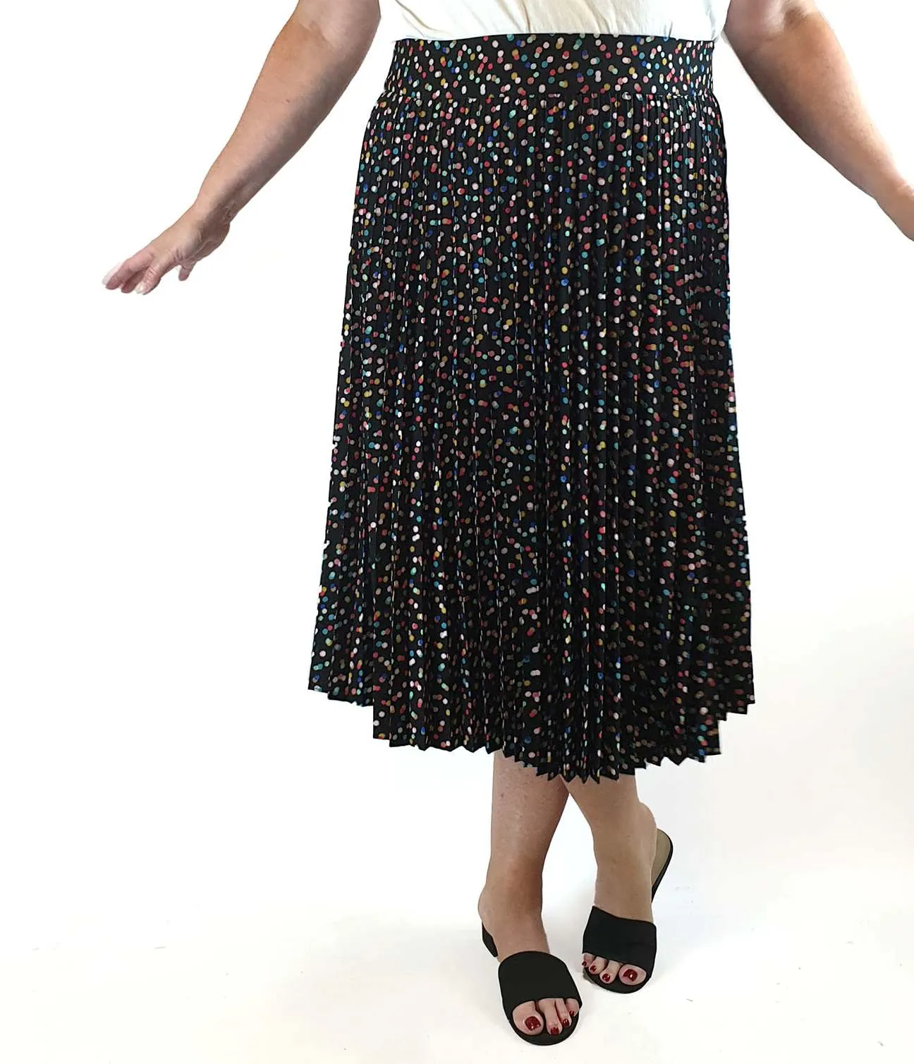 Review black confetti print skirt size 16