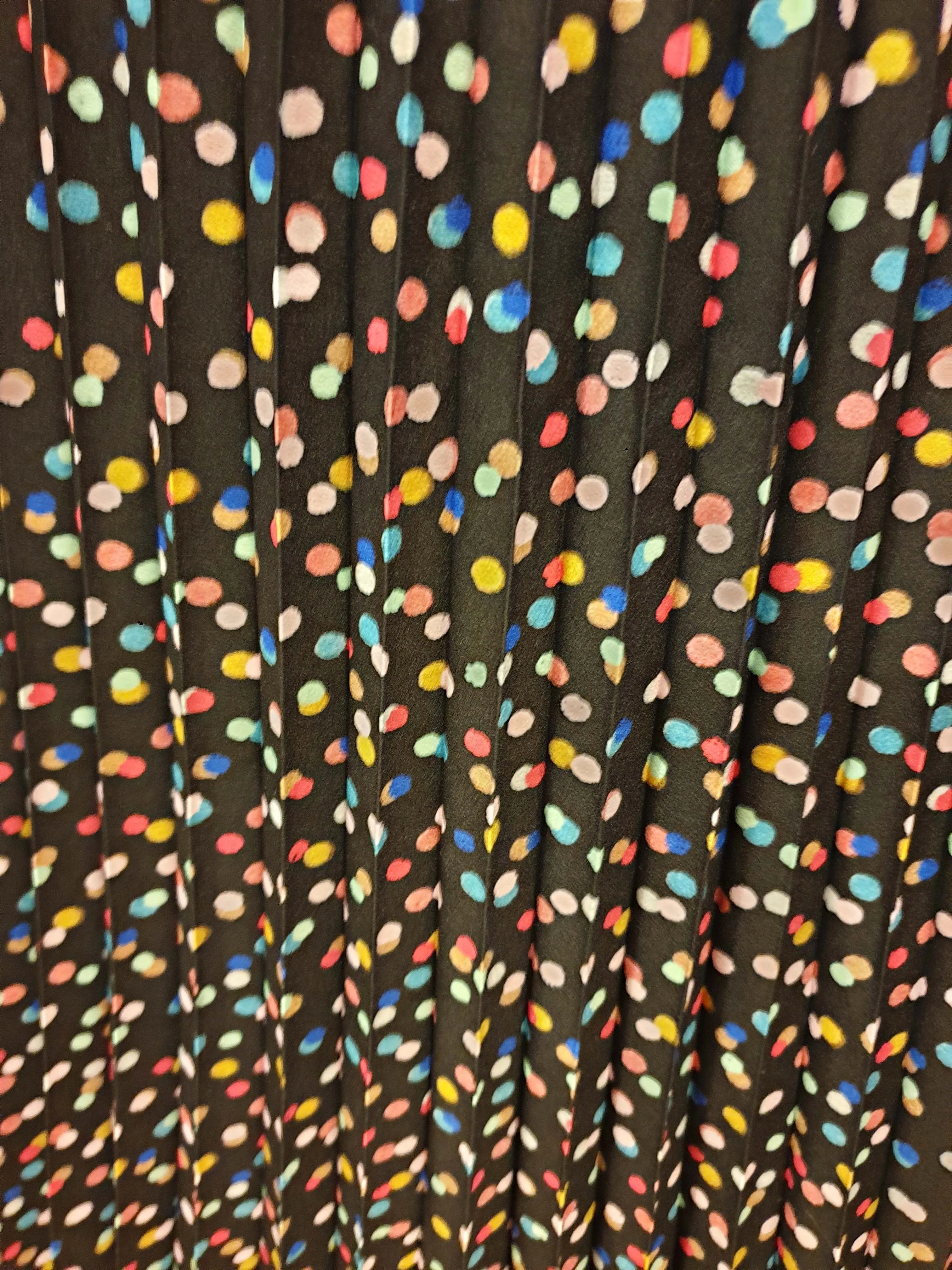 Review black confetti print skirt size 16