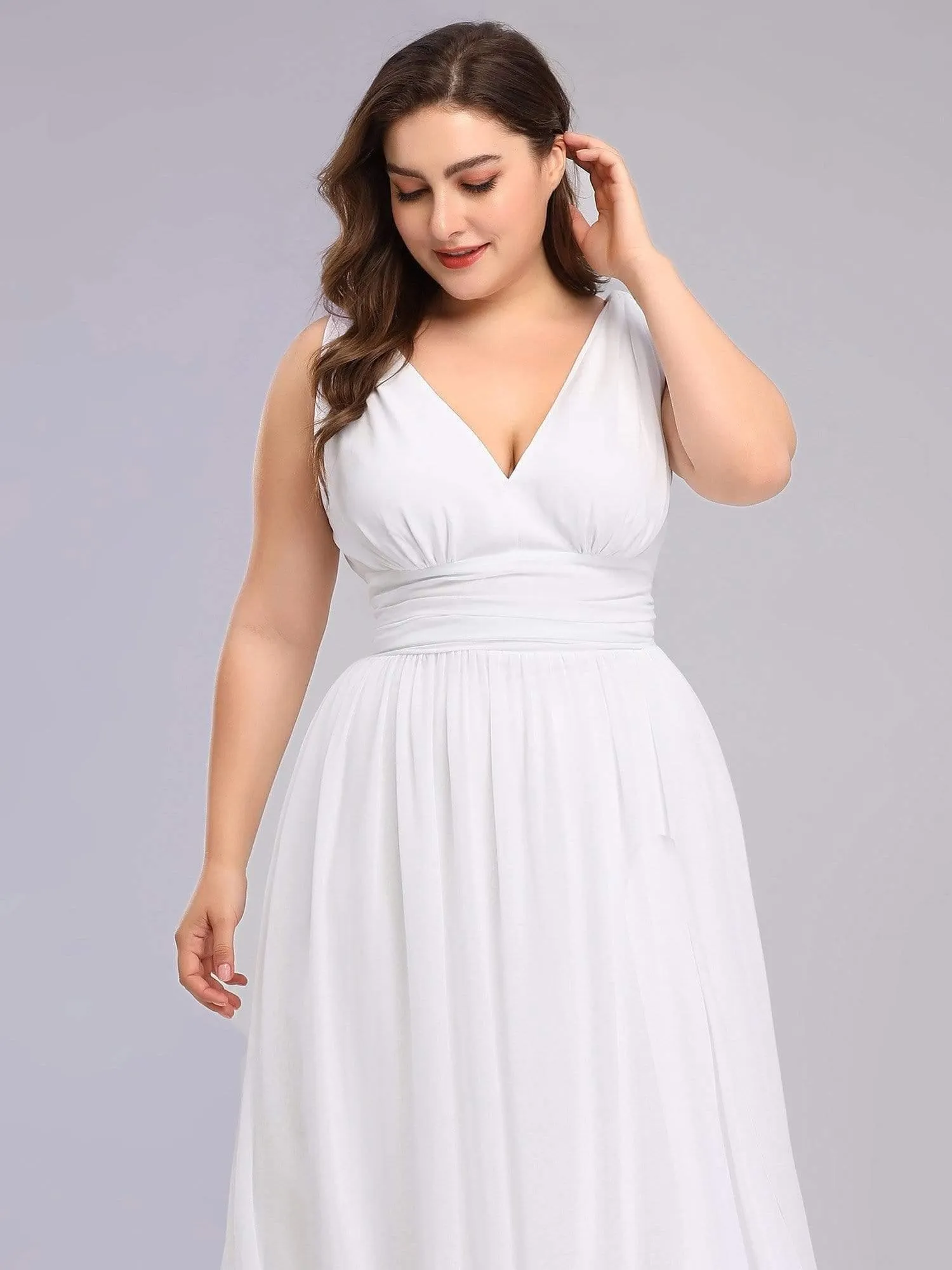 Robes de soirée Grande Taille Semi-Formelle Chiffon à Col V sans Manches