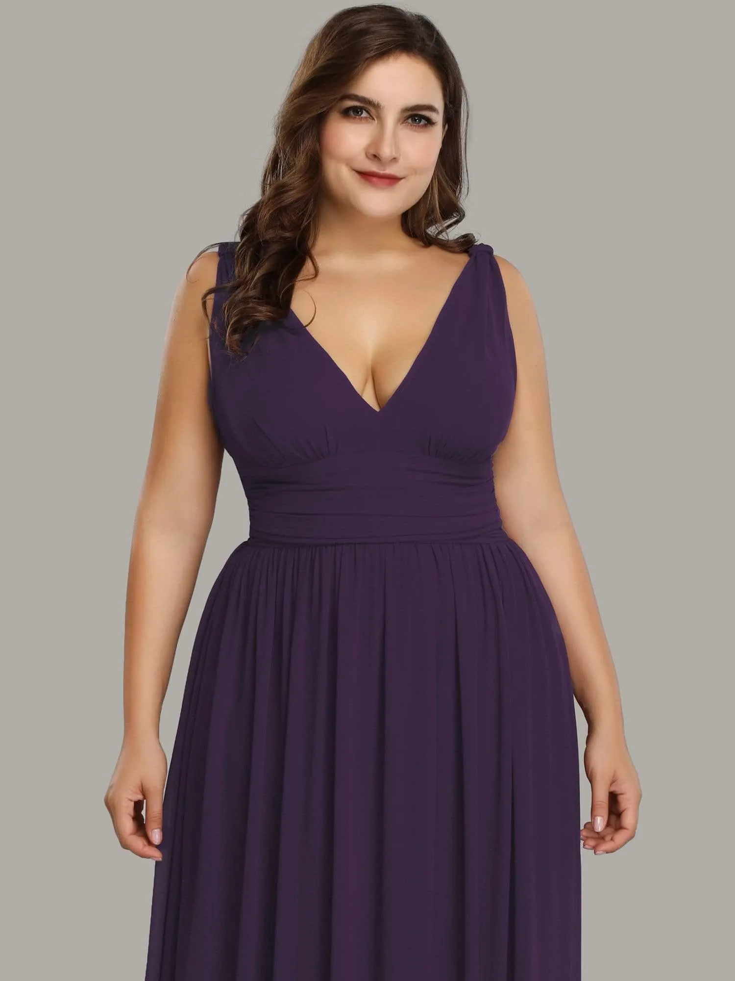 Robes de soirée Grande Taille Semi-Formelle Chiffon à Col V sans Manches