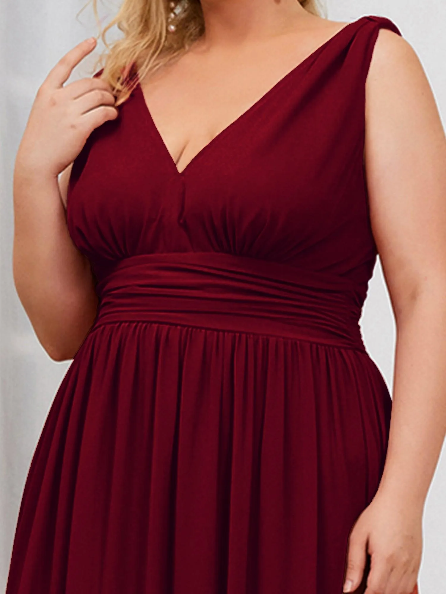 Robes de soirée Grande Taille Semi-Formelle Chiffon à Col V sans Manches