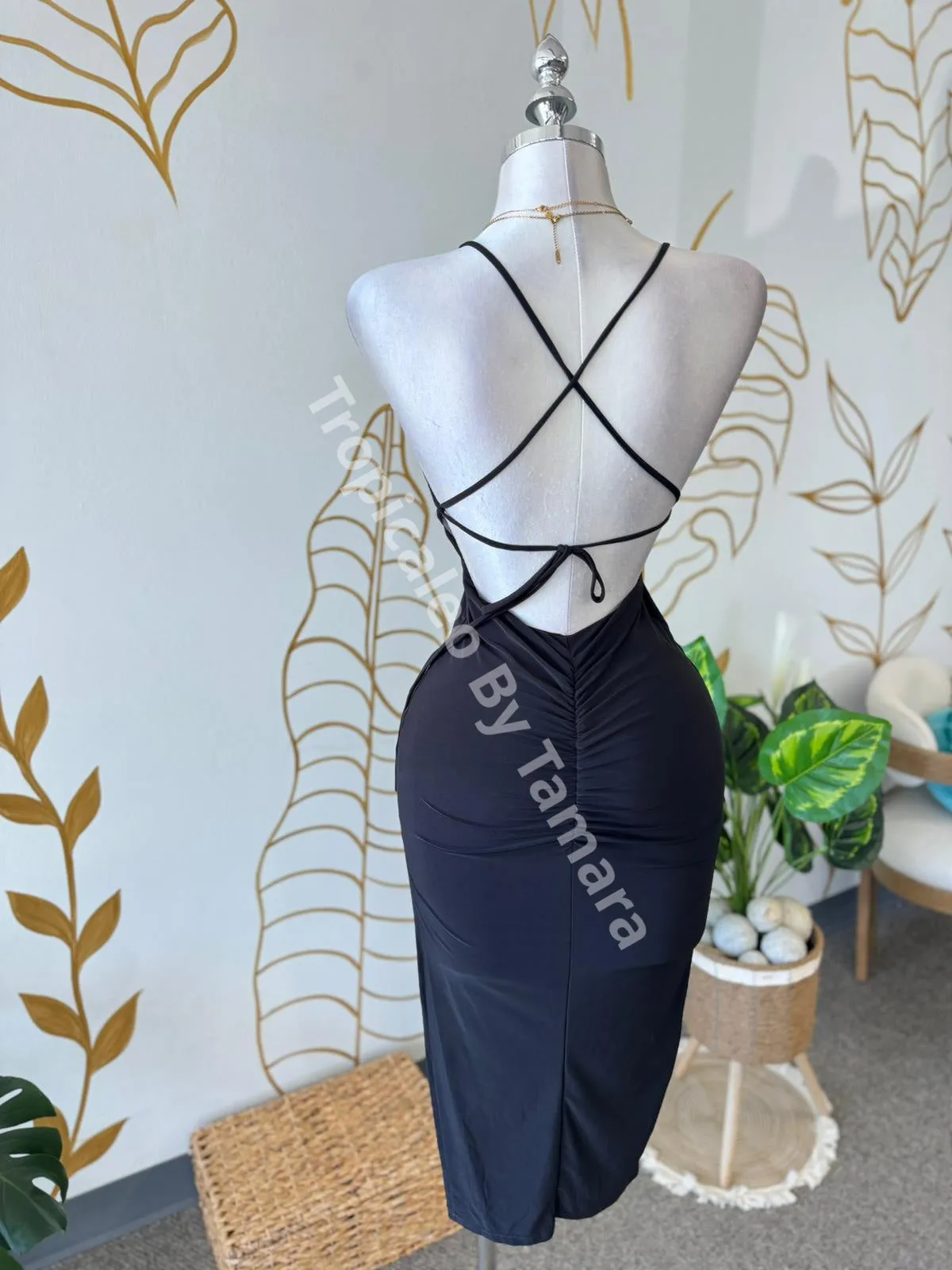 Spaguetti Strap Cross Back Midi Dress