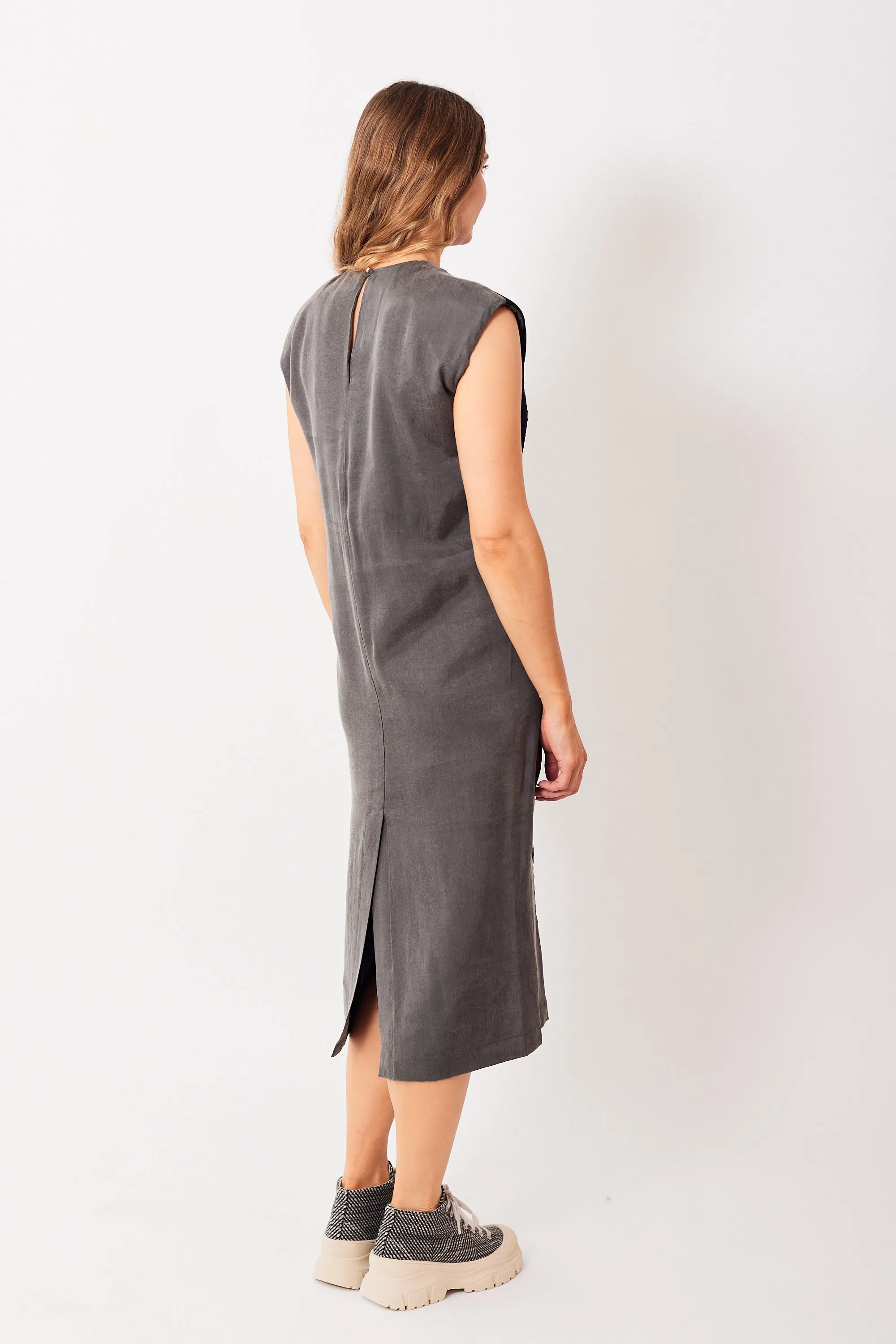 Tela Robin Dress
