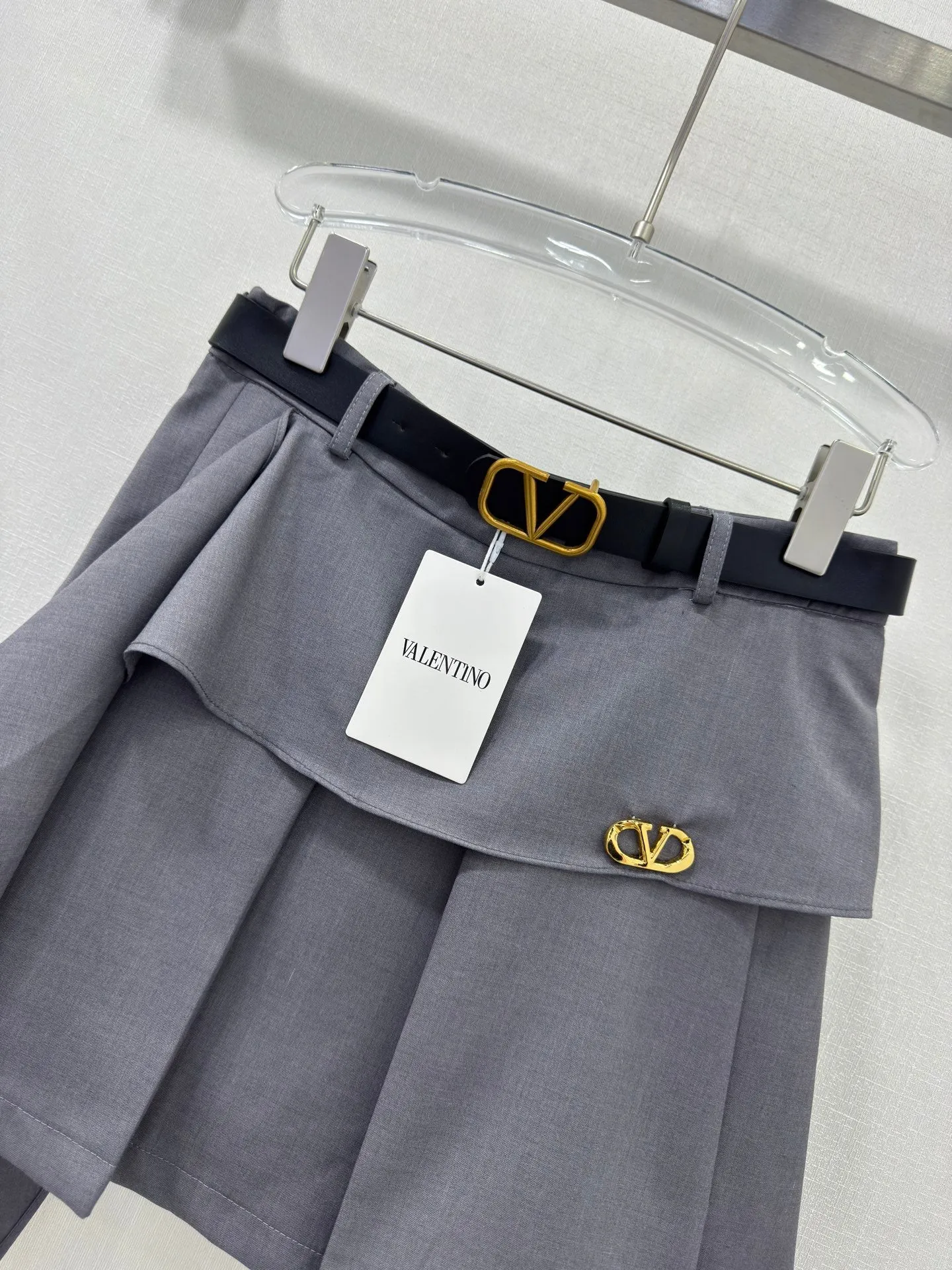 VT 25 new irregular pleated skirt