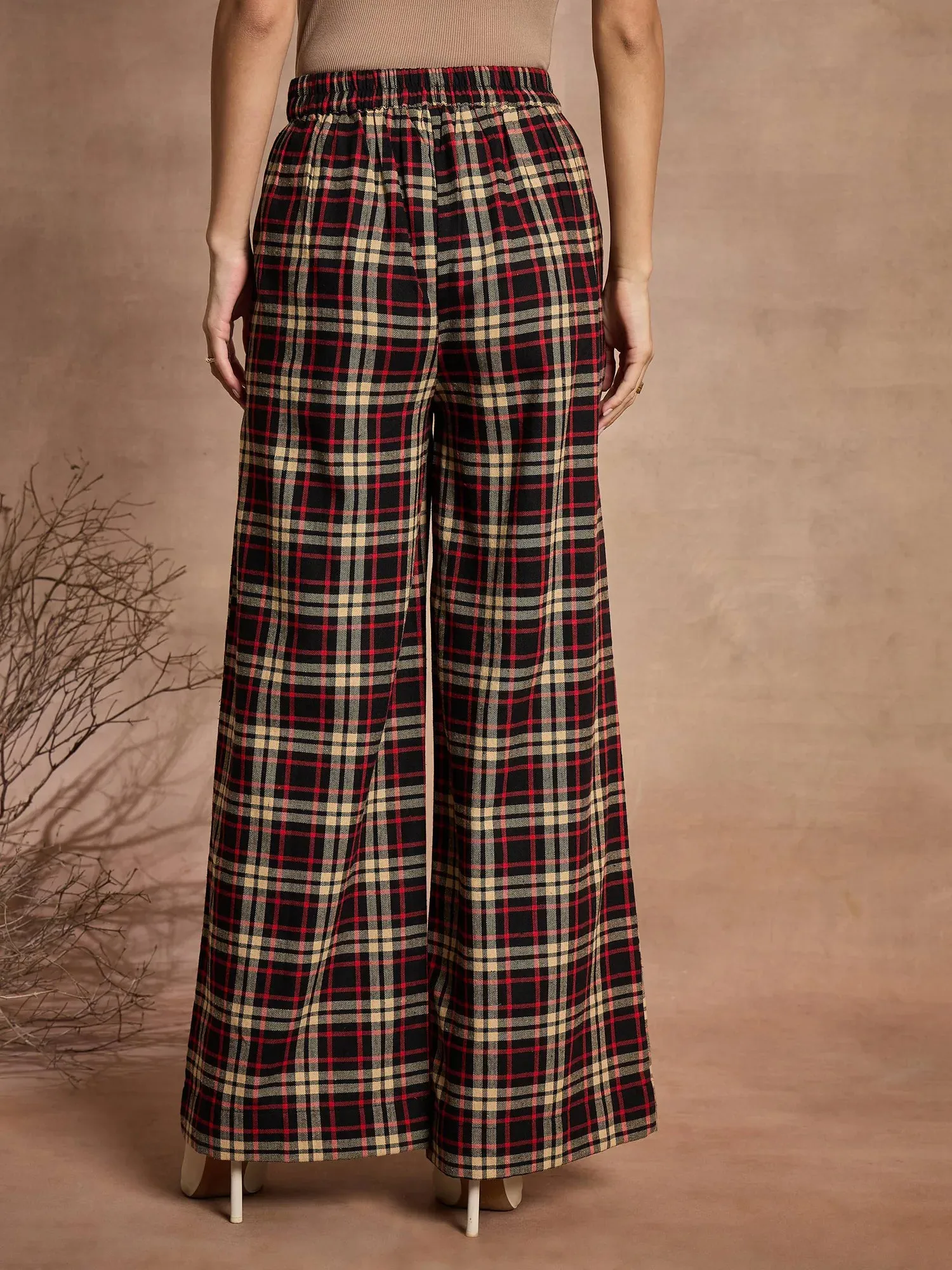 Women Black & Beige Check High Rise Wide Leg Pants-SFPANT50974