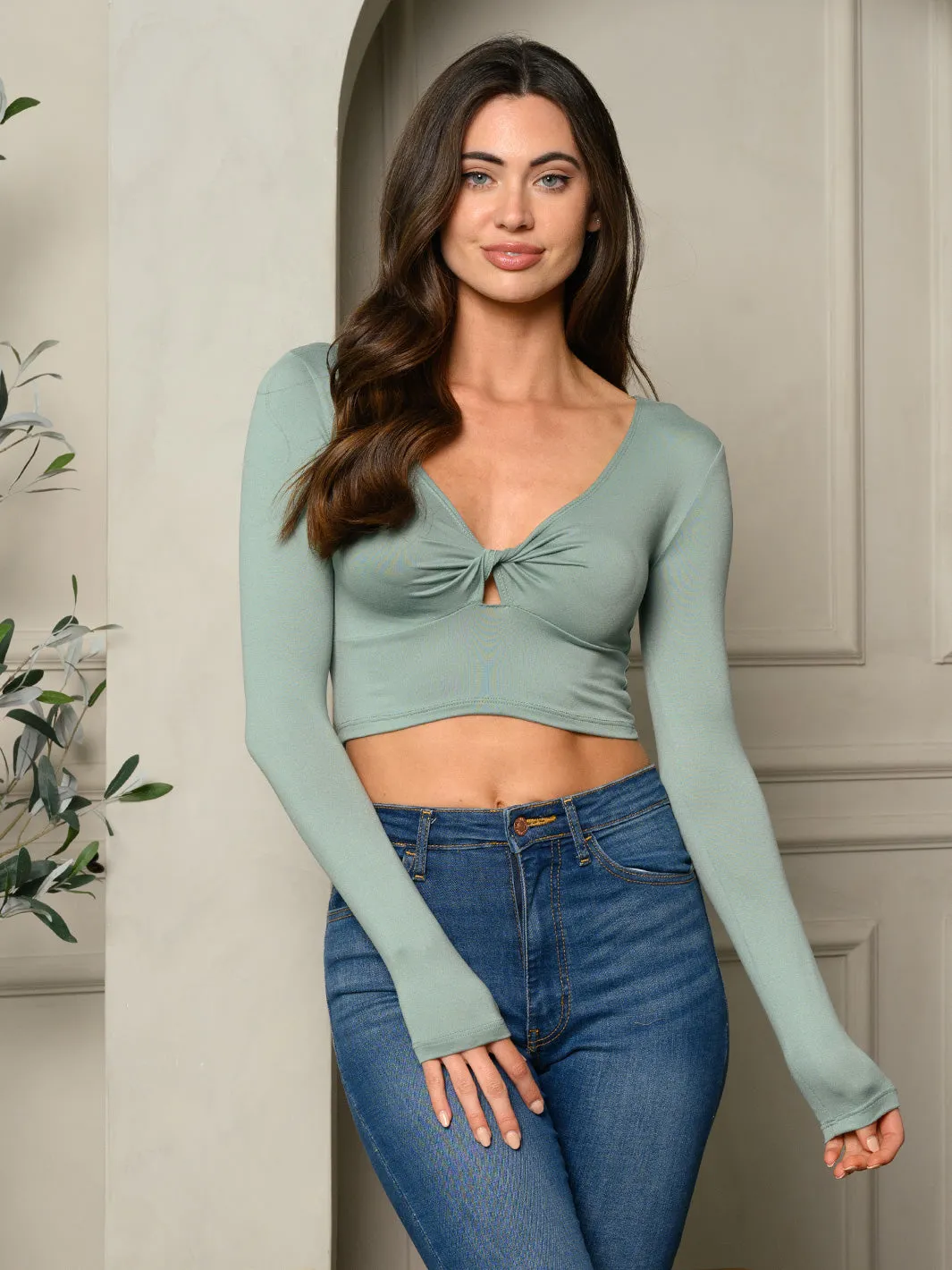 WOMEN'S LONG SLEEVE FRONT TWIST KNOT CROP TOP