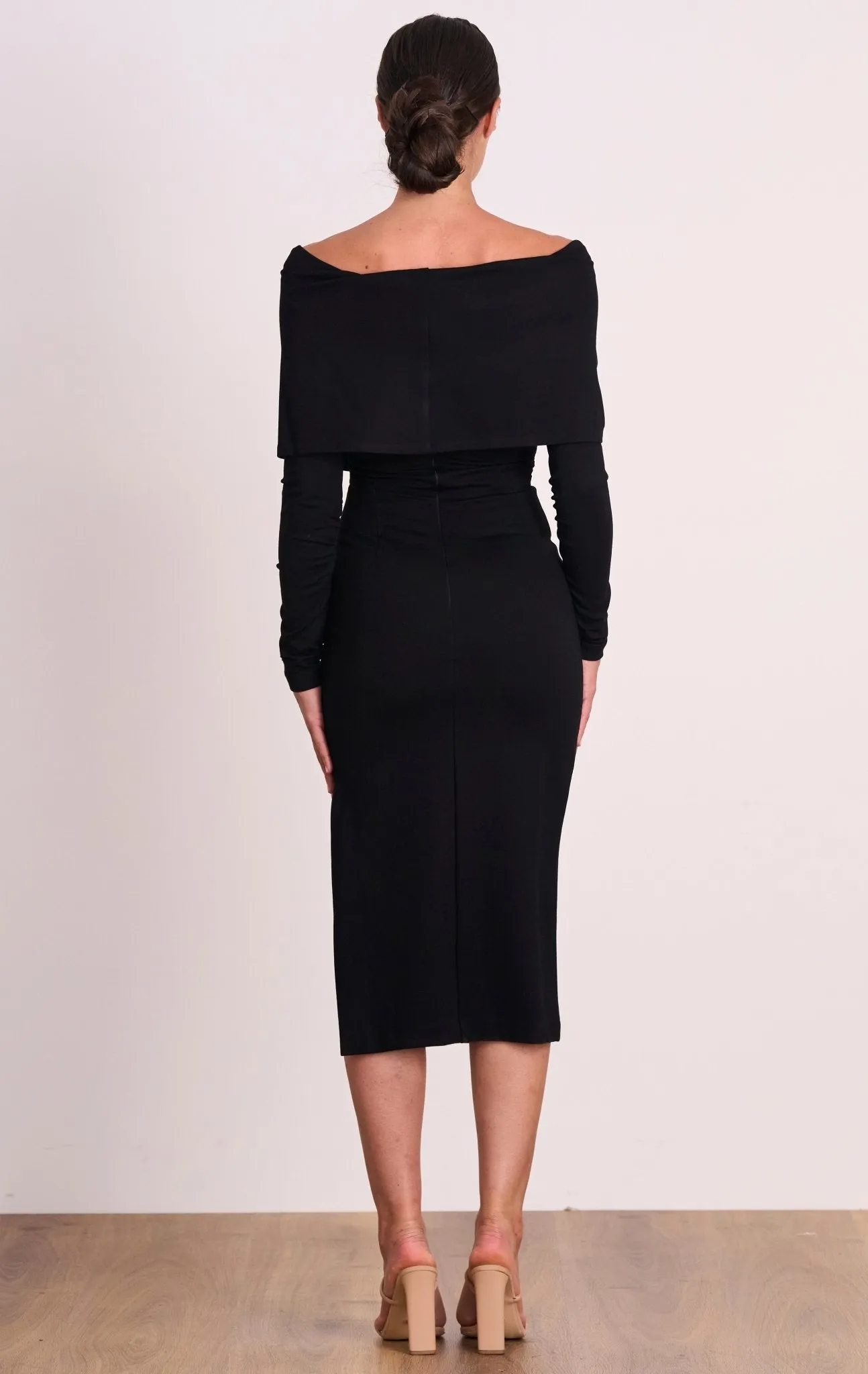 Zodiac Midi Dress Black