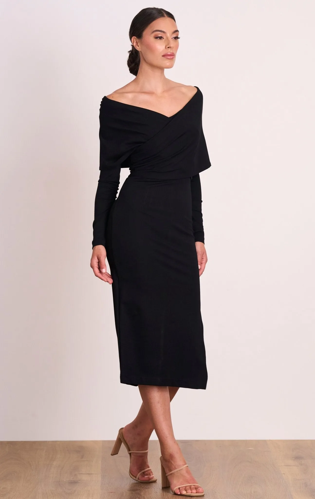 Zodiac Midi Dress Black